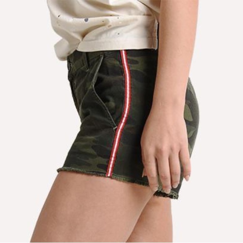 Sundry Le Soleil Camouflage Shorts